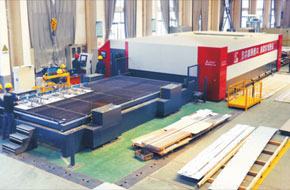 High-speed fiber laser cutting machine